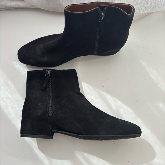 AQUATALIA Weatherproof Ulyssaa Black Suede Ankle Boots‎ Sz 9.5 - Picture 2 of 6
